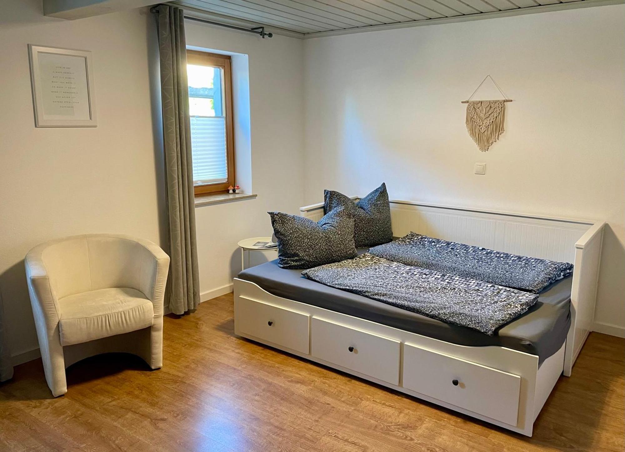 Moderne Ferienwohnung In Historischer Altstadt - Keine Monteurswohnung Hilpoltstein Extérieur photo